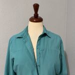 REÍ Women Turquoise Hiking Long Sleeves Collared Button Photo 3