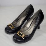 Candie's  Black Faux Leather Chunky Kitten Heels Pump With Gold Chain Bow Sz 8 M Photo 1