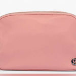 Lululemon  Everywhere Belt Bag 1L Photo 0
