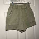 VICI Size Small Olive Green Janessa High Rise Pocketed Shorts Photo 2