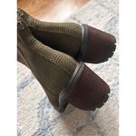 Zodiac  green chunky heels boots suede size 7.5 Photo 3