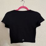 Alo Yoga  Black Ribbed Cropped Savvy Short Sleeve Active Lounge Shirt Top Size XS Photo 4