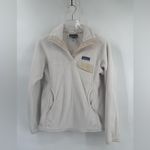 Patagonia  Re-Tool Snap-T Fleece‎ Pullover
Cream Raw Linen Size small Photo 1