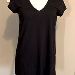 Vince  basic black v-neck tshirt‎ size XS BIN C Photo 0