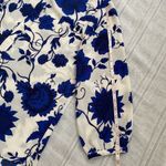 C&E  winter floral tunic blouse with quarter length sleeves. Photo 8