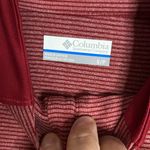 Columbia  1/2zip lightweight jacket size small in red Photo 1