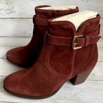 NWT Diba Women's Sleek Suede Bootie in Burgundy Red Gold Hardware Size 7.5 Photo 3