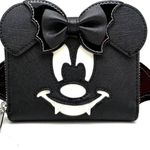 Lounge Fly X LASR Exclusive Disney Minnie Bat Zip Wallet Photo 1