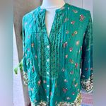 Fig & Flower Womens Floral Pleated Tunic Top Green Lightweight Sz Small NWT Photo 2