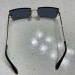 Black Trendy Sunglasses Photo 1