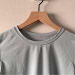 Lululemon Athletic pale green short sleeve tee top t-shirt stretch crew neck EUC Photo 7