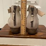 Miz Mooz NYC Leather Heeled Cassie Sandals Ivory Cream EU 38 US 7.5-8 Photo 6