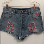 MINKPINK Rose Embroidered Light Denim Button-fly Denim Shorts Photo 2