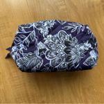 Vera Bradley x Disney Medium Cosmetic Bag, Quilted Travel Beauty Bag, Minnie Photo 3