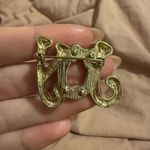 Christmas Pin Brooch ‘Joy’ Gold Color Wreath Bow Rhinestone Accents Photo 2