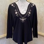 Women’s jersey top spandex embroidered front black 3/4 sleeve Sz XL Photo 2