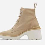Sorel Beige LaceUp Block Heel AnkleHigh Modern Boots US 8.5 outdoors fall Photo 2