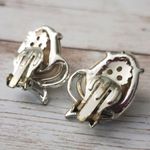 Vintage Clip On Earrings Unusual Cream Stone with Green Flecks Photo 2