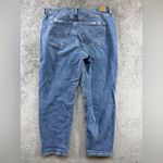 American Eagle  Outfitters Curvy Mom Jean Medium Wash Straight Leg 18 Regular Photo 3