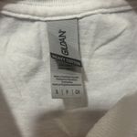 Gildan EUC "Black Hawk Fan" White T-Shirt Red Font Chicago Blackhawks Size Small Photo 3