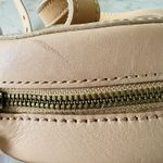 Madewell The Juno Circle Crossbody Bag in Beige Leather Photo 7