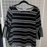 Green Envelope LA Ruffle Sleeve Striped Blouse Photo 0