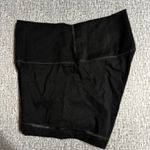 Everlane Perform Bike Shorts Photo 3