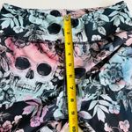 Evolution and creation Evolution n Creation Sz M Skull Print Multi Color Crop Leggings Stretch Pull On Photo 4