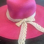 Floppy pink straw hat glam & glitz style Photo 1