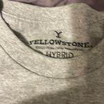 Yellowstone Dutton ranch paramount pictures tee shirt size medium. Gray Photo 1
