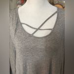 cha cha vente  gray blouse Photo 3