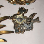 Flawed Vintage CZ Rhinestone Ceramic Cameo Starburst Bird Brooches Gold Photo 8