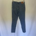 Levi's 721 High Rise Skinny Jeans Distressed Denim Size 30 comfortable casual Photo 5