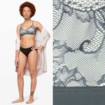 Lululemon Live In Lace Bralette in Nightcap / Polar Ice Size L Photo 6