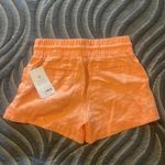 Athleta NWT Linen 4” Short - 6 Photo 1