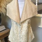 Bebe Women’s Light Camel Reversible Faux Fur Suede Vest Open Front Size XS Photo 3