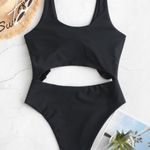 Zaful  Knot Ruffle Cutout One-Piece Swimsuit Photo 2