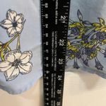 LOFT Outlet Floral Button Photo 3