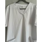 Carhartt force women’s v neck scrub short sleeve top white pockets size 2X Photo 5