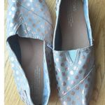Toms  Women's Slip-on Shoes Grey Rose Gold Metallic Polka Dot Casual Comfort 10 Photo 6