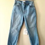 Abercrombie & Fitch 80s High Rise Mom Jeans Light Wash Waist 27” Ankle jeans Photo 0