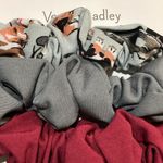 Vera Bradley  Dog Show Scrunchie Trio  Dogs, Gray, and Red Photo 2