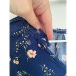 Old Navy Old‎ Navy women's floral blouse — small Photo 2