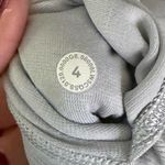 Lululemon Grey camo  leggings. size 4. one minor flaw. see photo. Photo 3