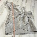 Saylor  Ann One-Shoulder Silver Dress Size Small.  NWT Photo 11