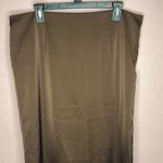 16Arlington Olwyn Back Photo 2