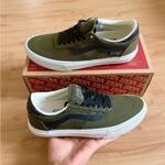 Vans Gilbert Crockett Corduroy Shoes-Olive/Black Women 8.0 US Mens 6.5 US Photo 6