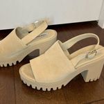 Steve Madden 🛍️ Beige Sandy Sunnyside Slingback Lug Sole Sandals Heels Size 7 Photo 6