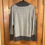 Vineyard Vines Vineyard vine women’s turtle mock neck two tone gray sweater size large . Photo 2