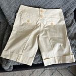 Trina Turk Women’s Size 10  Pleated Trouser Shorts Dress Shorts Cream Photo 1